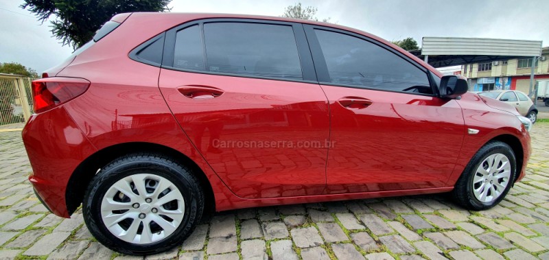 ONIX 1.0 LT2 PLUS 12V FLEX 4P MANUAL - 2020 - CAXIAS DO SUL