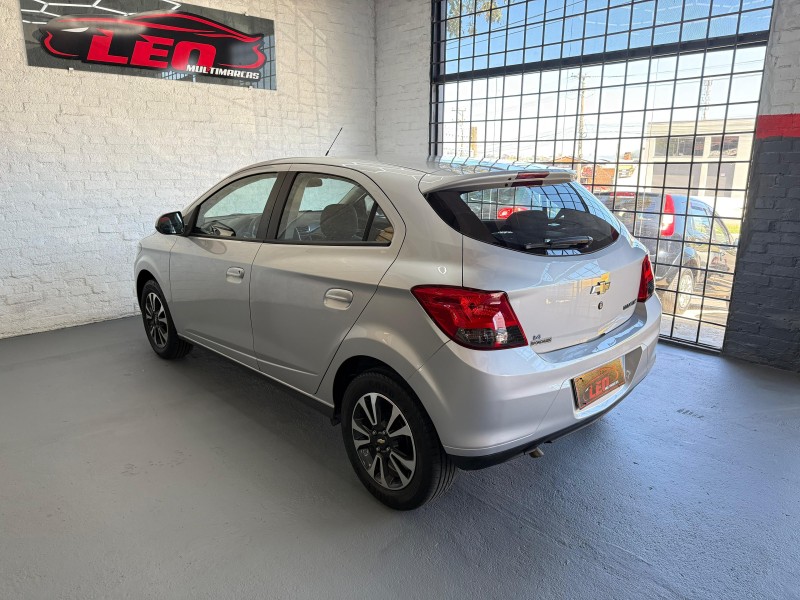 ONIX 1.4 MPFI LTZ 8V FLEX 4P MANUAL - 2013 - CAXIAS DO SUL