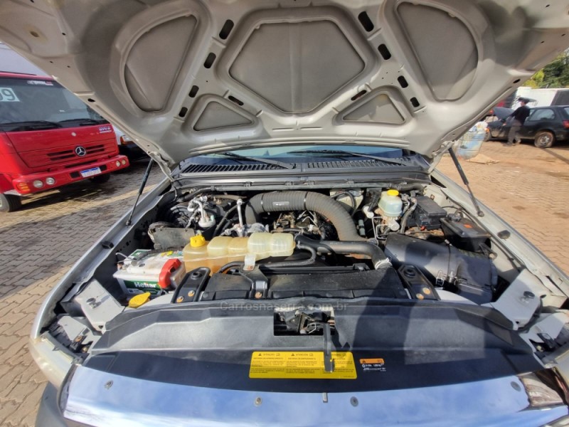 F-350 3.9 TURBO INTERCOOLER DIESEL 2P MANUAL - 2015 - PORTãO