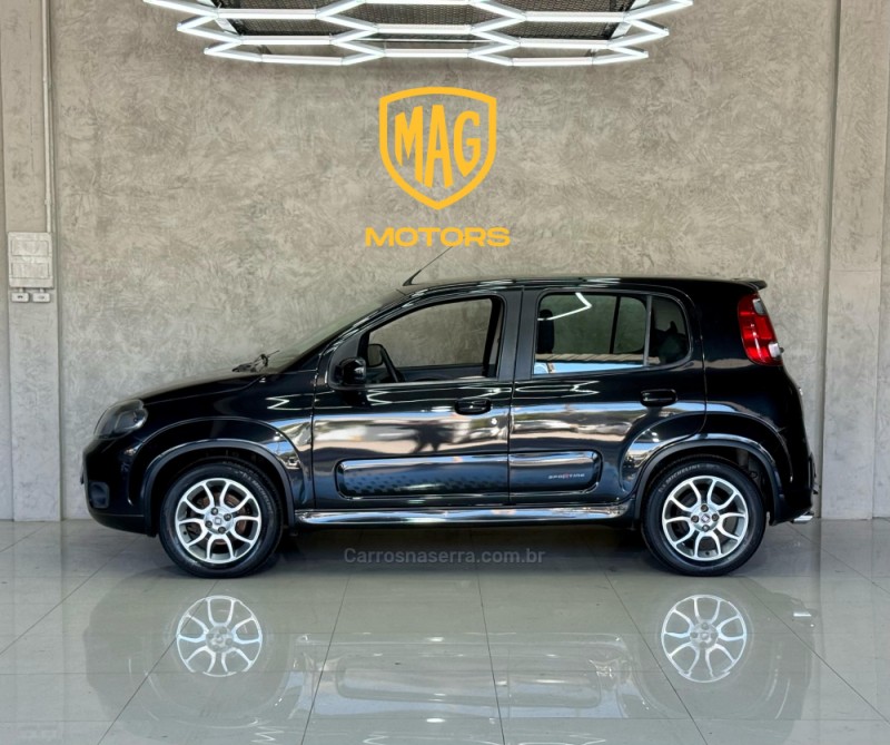 UNO 1.4 EVO SPORTING 8V FLEX 4P MANUAL - 2013 - CAXIAS DO SUL