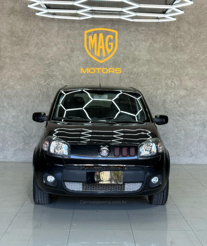 UNO 1.4 EVO SPORTING 8V FLEX 4P MANUAL - 2013 - CAXIAS DO SUL