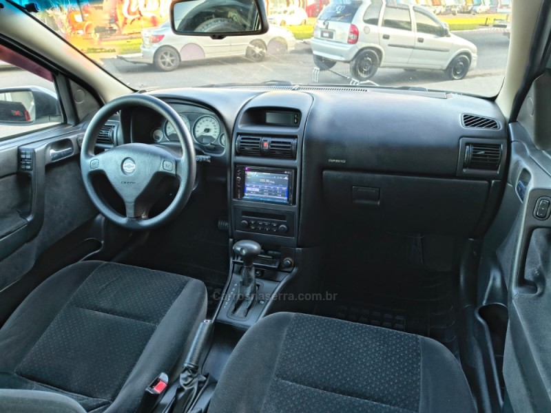 ASTRA 2.0 MPFI ADVANTAGE SEDAN 8V FLEX 4P AUTOMÁTICO - 2011 - NOVO HAMBURGO