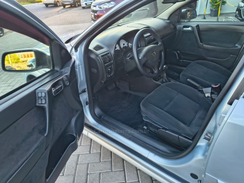 ASTRA 2.0 MPFI ADVANTAGE SEDAN 8V FLEX 4P AUTOMÁTICO - 2011 - NOVO HAMBURGO