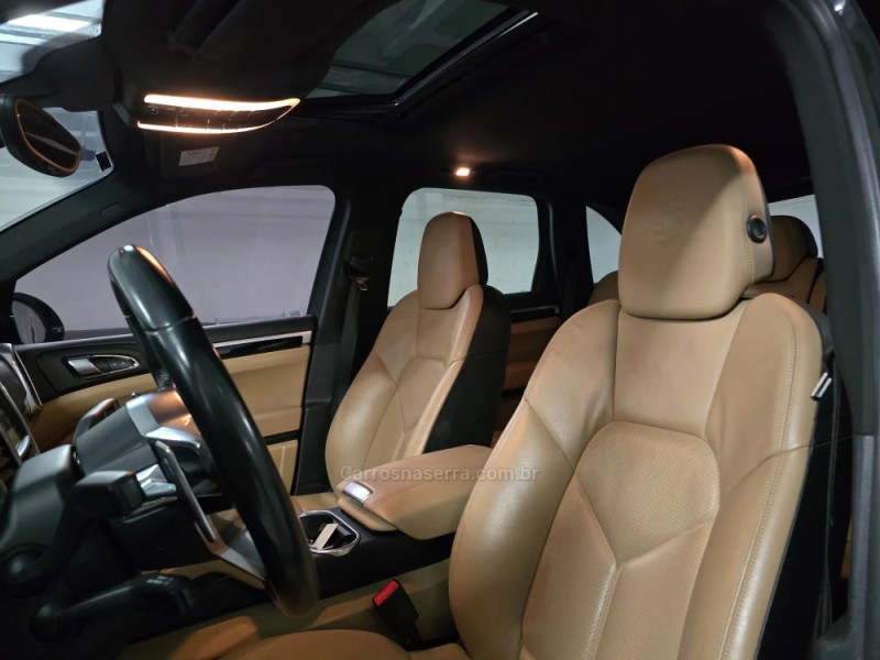 CAYENNE 3.6 4X4 V6 24V GASOLINA 4P TIPTRONIC - 2016 - PORTO ALEGRE