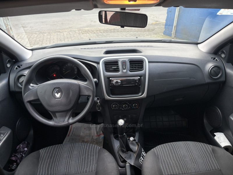 SANDERO 1.0 AUTHENTIQUE 12V FLEX 4P MANUAL - 2018 - CAXIAS DO SUL