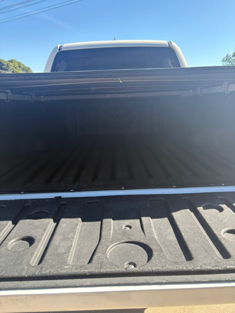 HILUX 3.0 SR 4X4 CD 16V TURBO INTERCOOLER DIESEL 4P AUTOMÁTICO - 2015 - GARIBALDI
