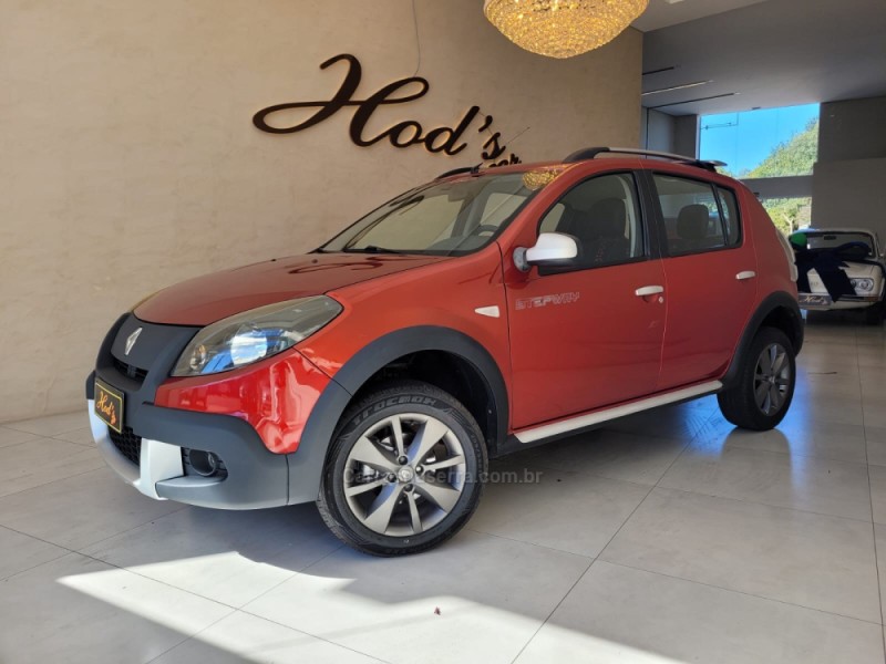 SANDERO 1.6 STEPWAY 16V FLEX 4P AUTOMÁTICO