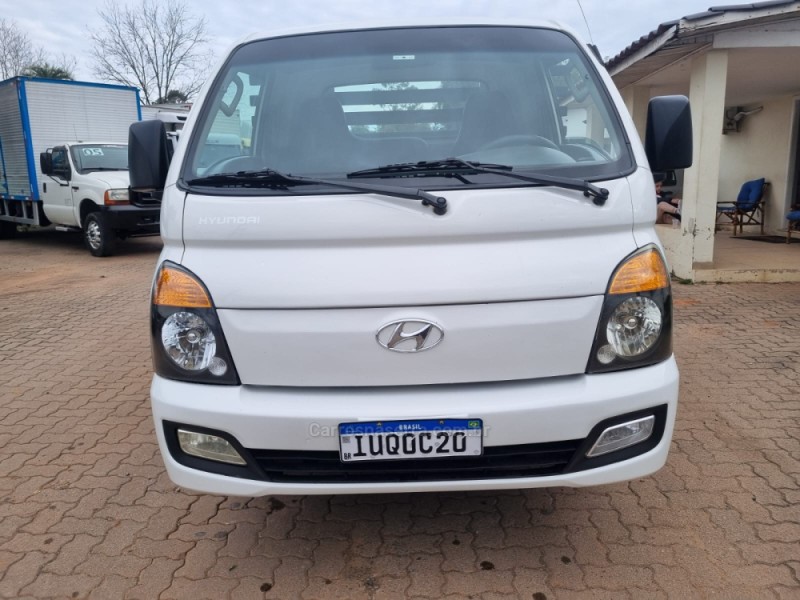 HR 2.5 TCI HD LONGO SEM CAÇAMBA 4X2 8V 97CV TURBO INTERCOOLER DIESEL 2P MANUAL - 2014 - PORTãO