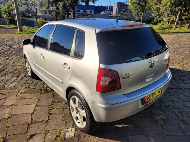 POLO 2.0 MI 8V GASOLINA 4P MANUAL - 2003 - CAXIAS DO SUL
