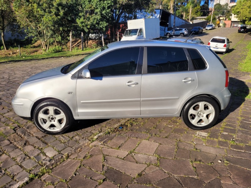 POLO 2.0 MI 8V GASOLINA 4P MANUAL - 2003 - CAXIAS DO SUL
