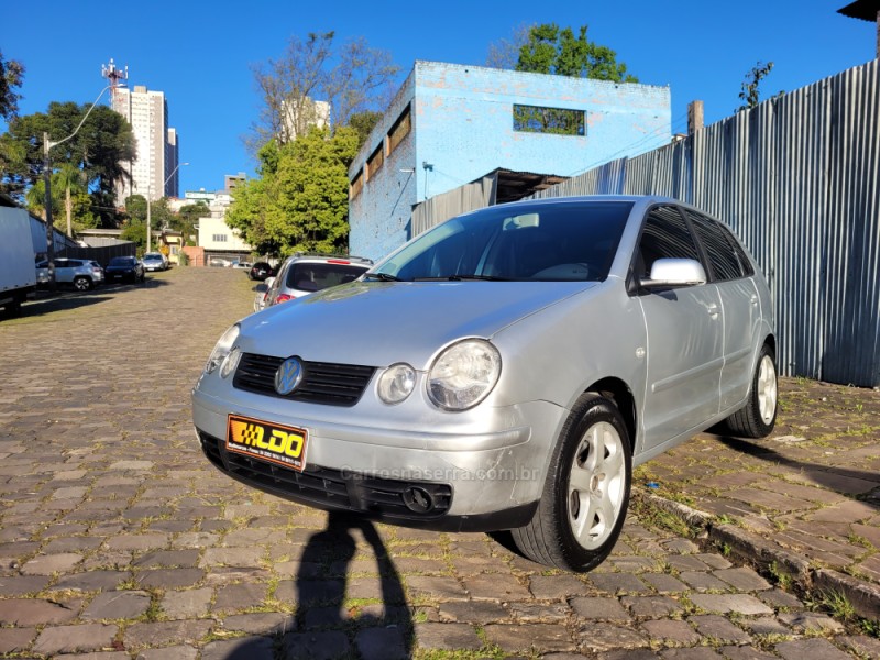 POLO 2.0 MI 8V GASOLINA 4P MANUAL - 2003 - CAXIAS DO SUL