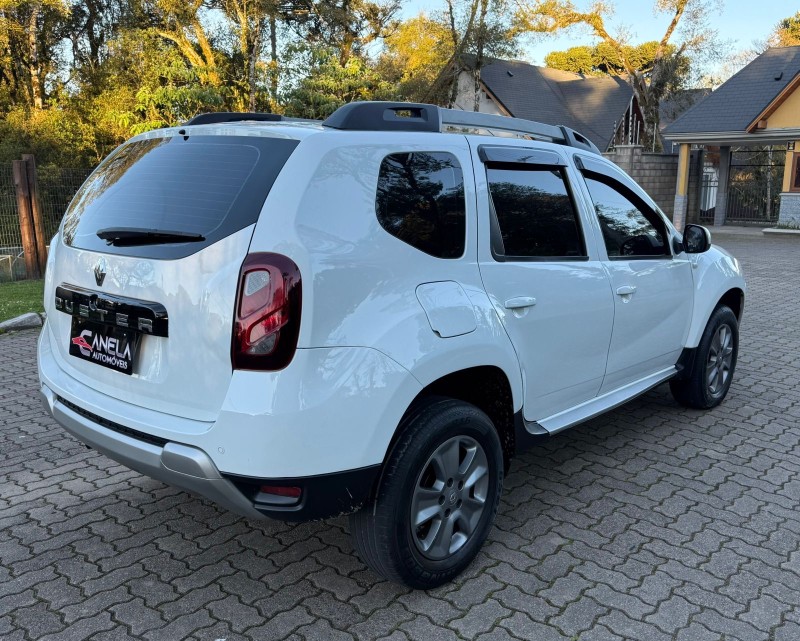 DUSTER 1.6 DYNAMIQUE 4X2 16V FLEX 4P MANUAL - 2018 - CANELA