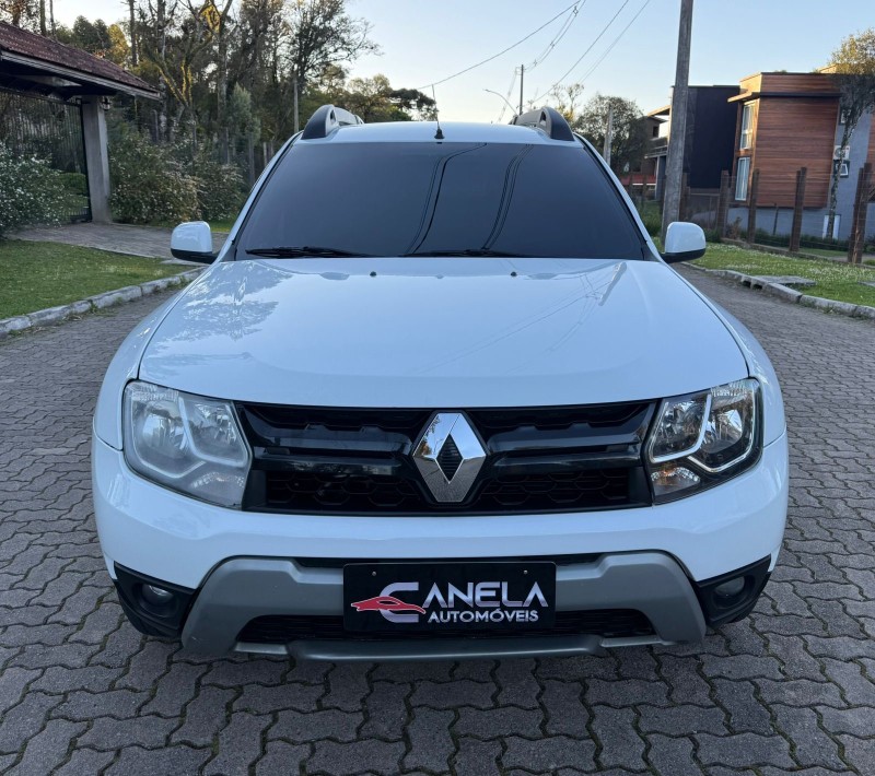 DUSTER 1.6 DYNAMIQUE 4X2 16V FLEX 4P MANUAL - 2018 - CANELA