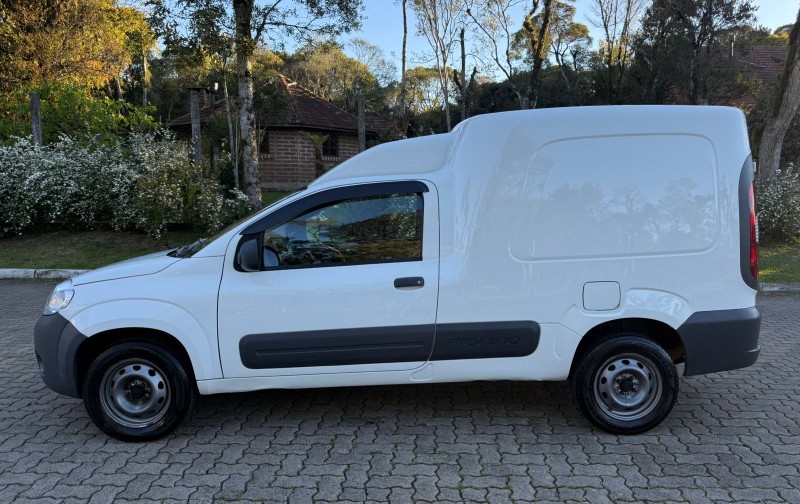 FIORINO 1.4 MPI FURGÃO 8V FLEX 2P MANUAL - 2017 - CANELA