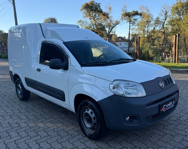 FIORINO 1.4 MPI FURGÃO 8V FLEX 2P MANUAL - 2017 - CANELA