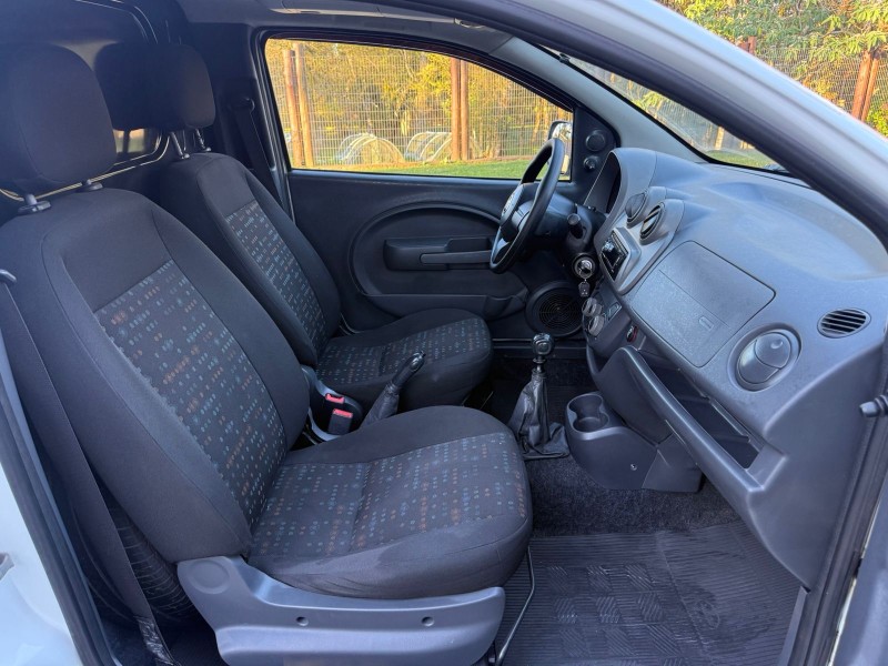 FIORINO 1.4 MPI FURGÃO 8V FLEX 2P MANUAL - 2017 - CANELA