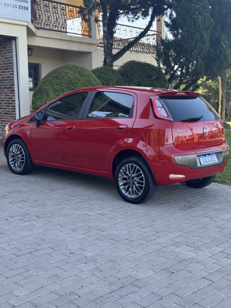 PUNTO 1.6 ESSENCE 16V FLEX 4P MANUAL - 2013 - ENCANTADO