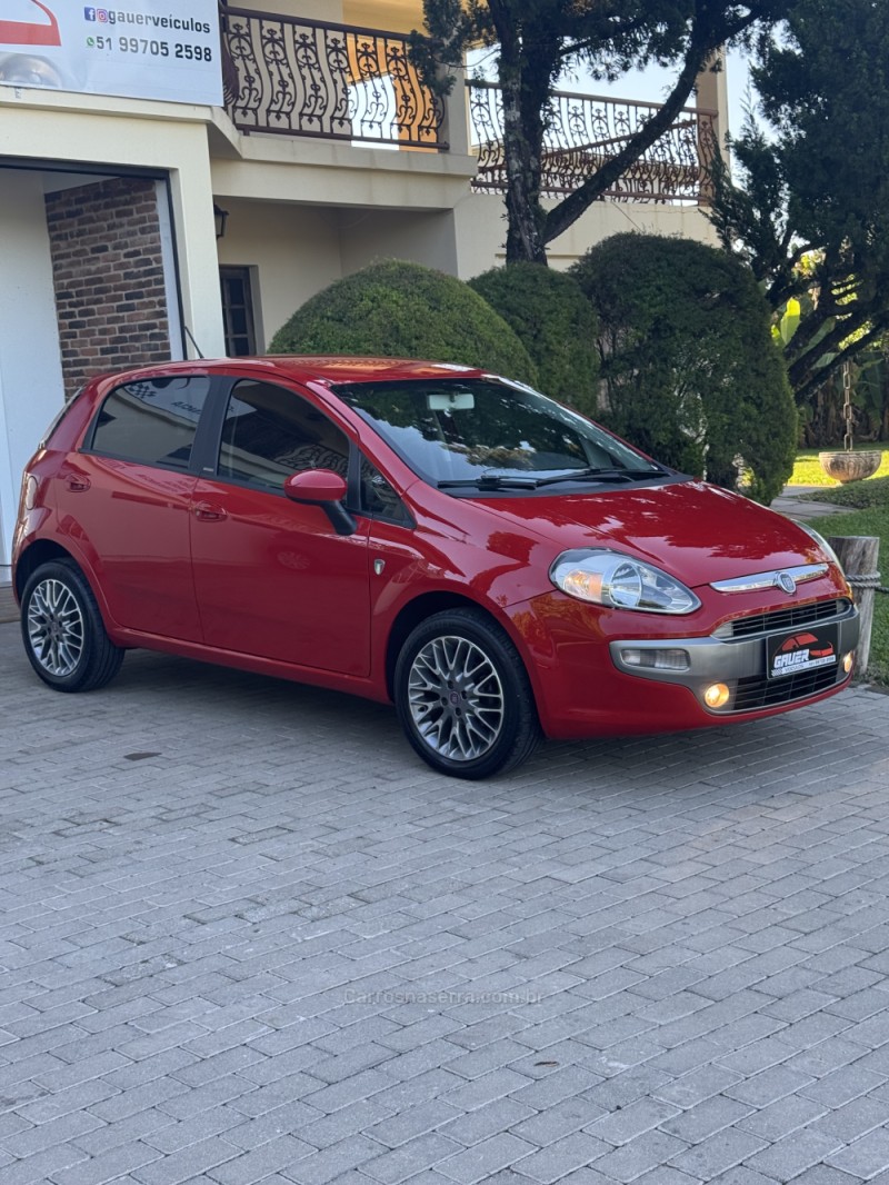 PUNTO 1.6 ESSENCE 16V FLEX 4P MANUAL - 2013 - ENCANTADO