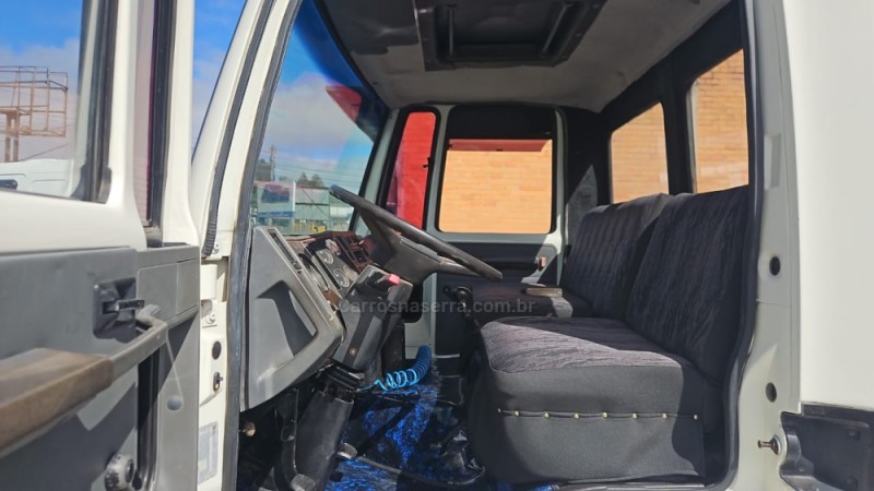 CARGO 1422 3 EIXOS - 1995 - FARROUPILHA