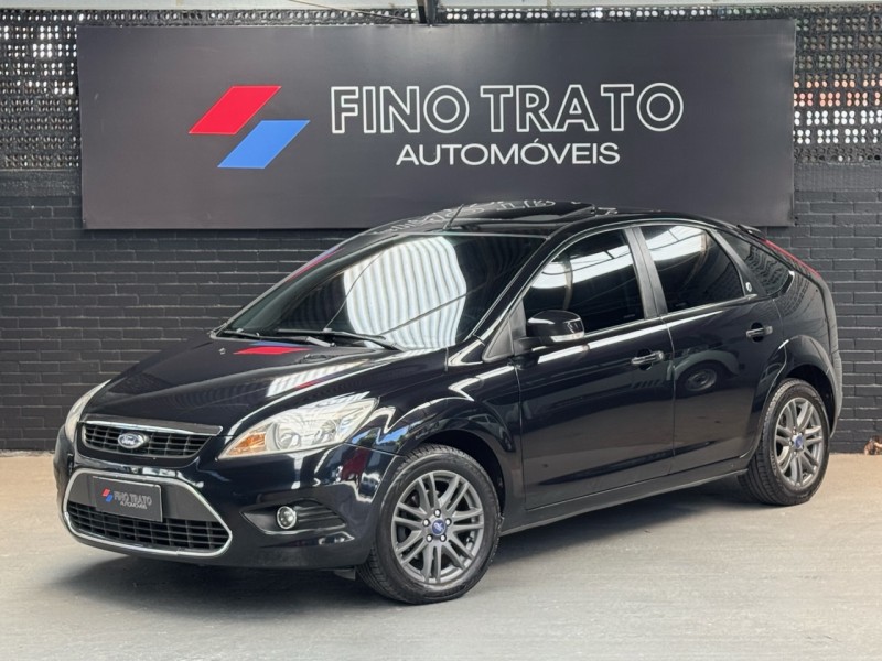 FOCUS 2.0 GHIA 16V GASOLINA 4P AUTOMÁTICO