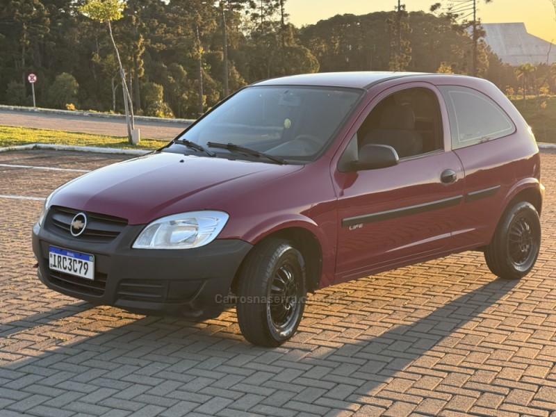 CELTA 1.0 MPFI LIFE 8V FLEX 2P MANUAL - 2011 - CAXIAS DO SUL