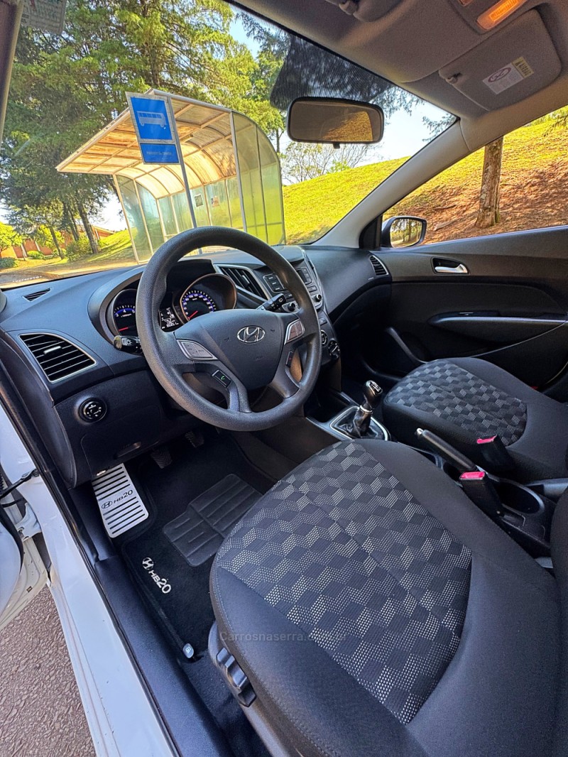 HB20 1.6 COMFORT PLUS 16V FLEX 4P MANUAL - 2016 - PASSO FUNDO