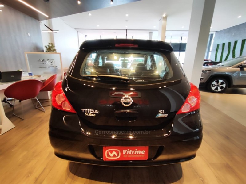 TIIDA 1.8 SL 16V GASOLINA 4P AUTOMÁTICO - 2012 - ERECHIM