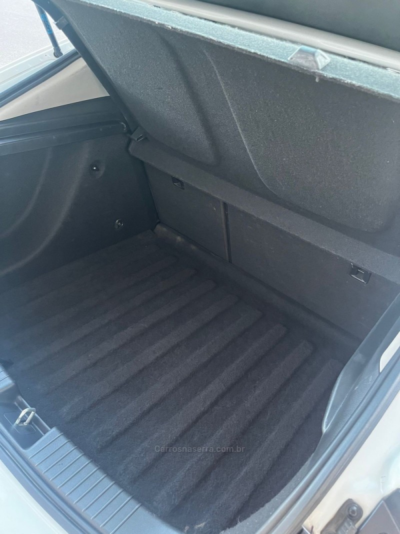 CRUZE 1.8 LT 16V FLEX 4P AUTOMÁTICO - 2014 - CARLOS BARBOSA