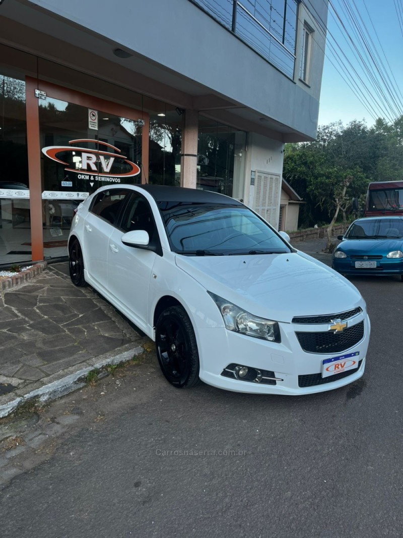 CRUZE 1.8 LT 16V FLEX 4P AUTOMÁTICO - 2014 - CARLOS BARBOSA