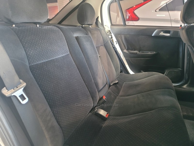 ASTRA 2.0 MPFI ADVANTAGE 8V FLEX 4P MANUAL - 2011 - CAXIAS DO SUL