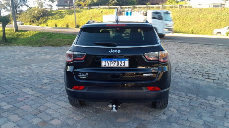 COMPASS 2.0 16V DIESEL LONGITUDE 4X4 AUTOMÁTICO - 2018 - FARROUPILHA