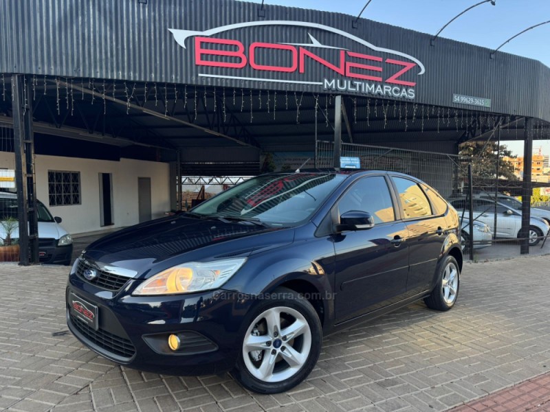 FOCUS 2.0 GLX 16V GASOLINA 4P AUTOMÁTICO