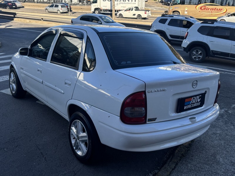 CORSA 1.0 MPFI CLASSIC SEDAN SPIRIT 8V FLEX 4P MANUAL - 2005 - CAXIAS DO SUL