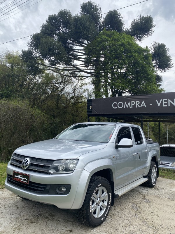 AMAROK 2.0 TRENDLINE 4X4 CD 16V TURBO INTERCOOLER DIESEL 4P MANUAL