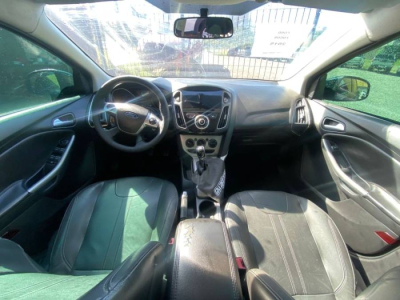 FOCUS 1.6 SE 16V FLEX 4P MANUAL - 2015 - CAXIAS DO SUL