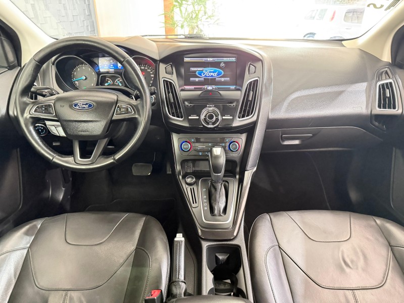 FOCUS 2.0 TITANIUM 16V FLEX 4P AUTOMÁTICO - 2016 - NOVO HAMBURGO