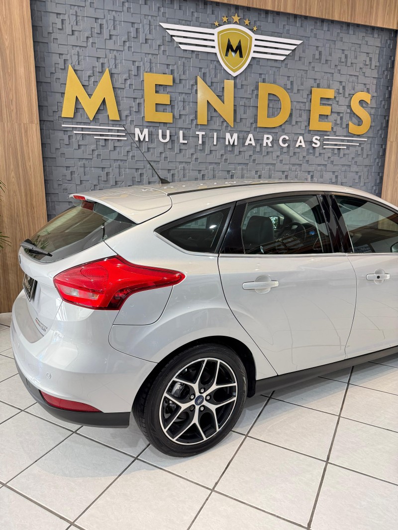 FOCUS 2.0 TITANIUM 16V FLEX 4P AUTOMÁTICO - 2016 - NOVO HAMBURGO