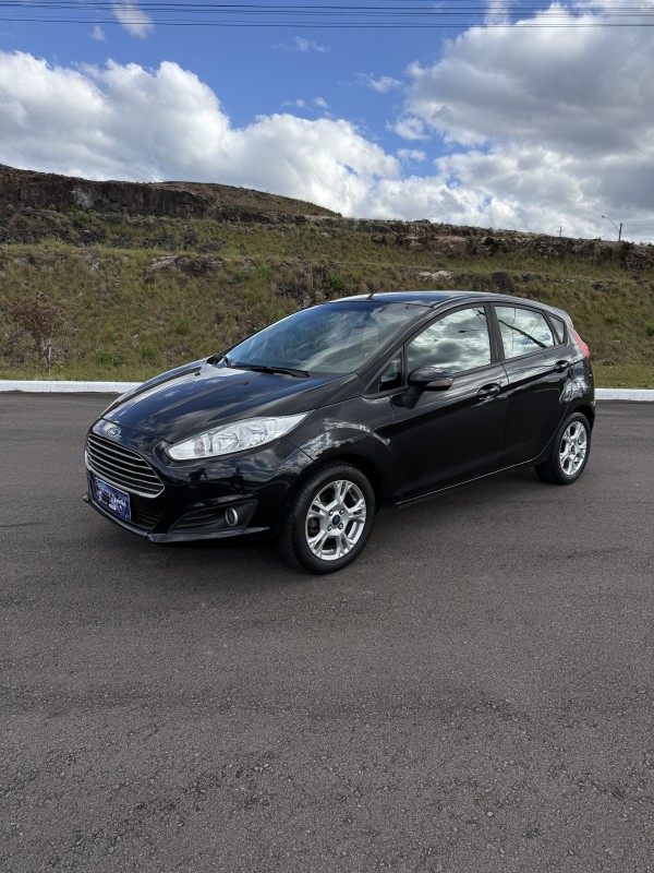 FIESTA 1.5 SE HATCH 16V FLEX 4P MANUAL - 2014 - FARROUPILHA