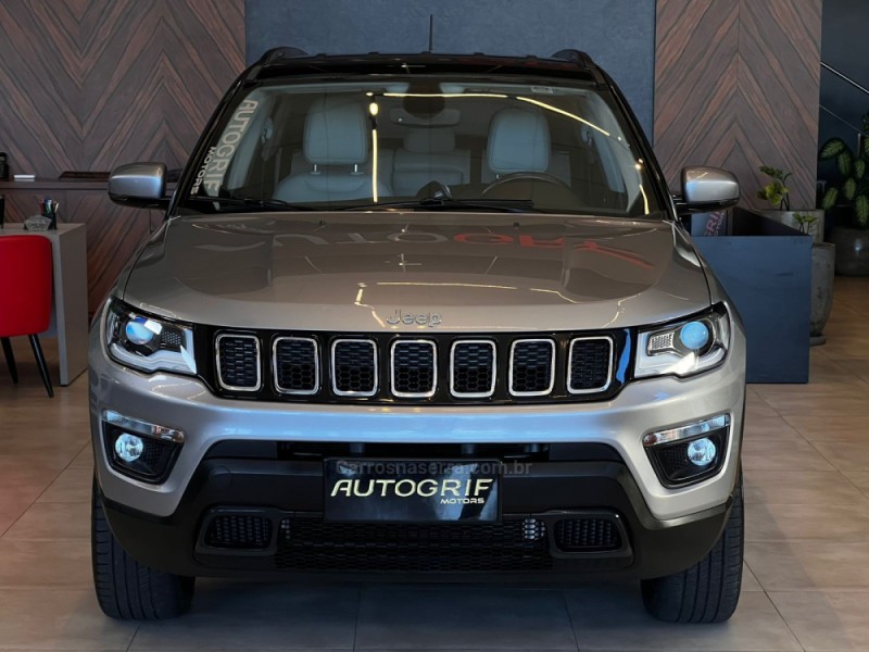 COMPASS 2.0 16V DIESEL LONGITUDE 4X4 AUTOMÁTICO - 2019 - CAMPO BOM