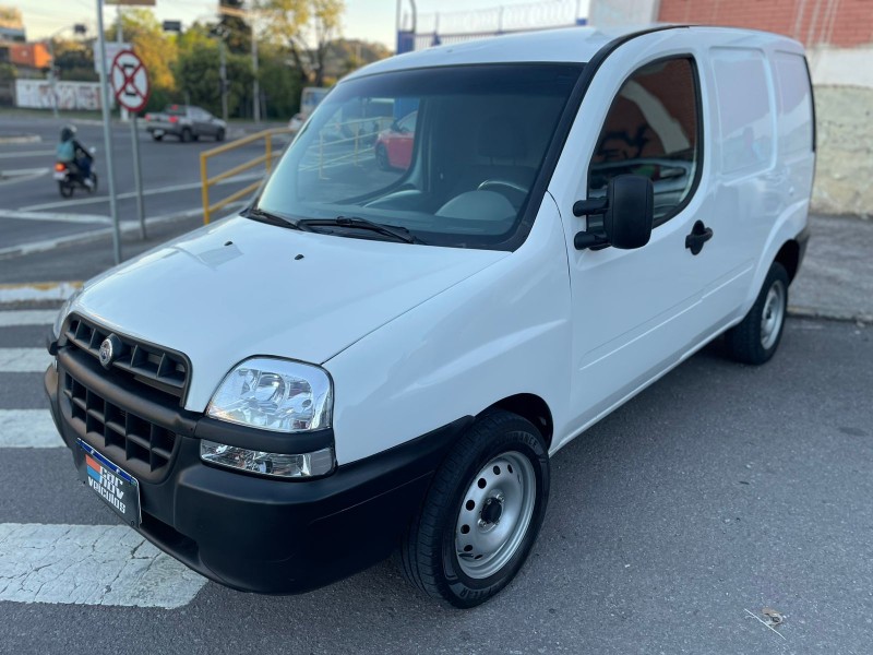 DOBLÓ 1.8 MPI CARGO 8V GASOLINA 4P MANUAL - 2008 - CAXIAS DO SUL