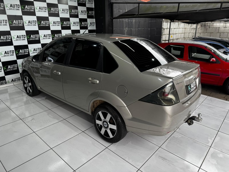 FIESTA 1.6 MPI SEDAN 8V FLEX 4P MANUAL - 2011 - CAXIAS DO SUL