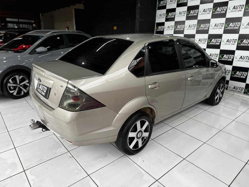 FIESTA 1.6 MPI SEDAN 8V FLEX 4P MANUAL - 2011 - CAXIAS DO SUL