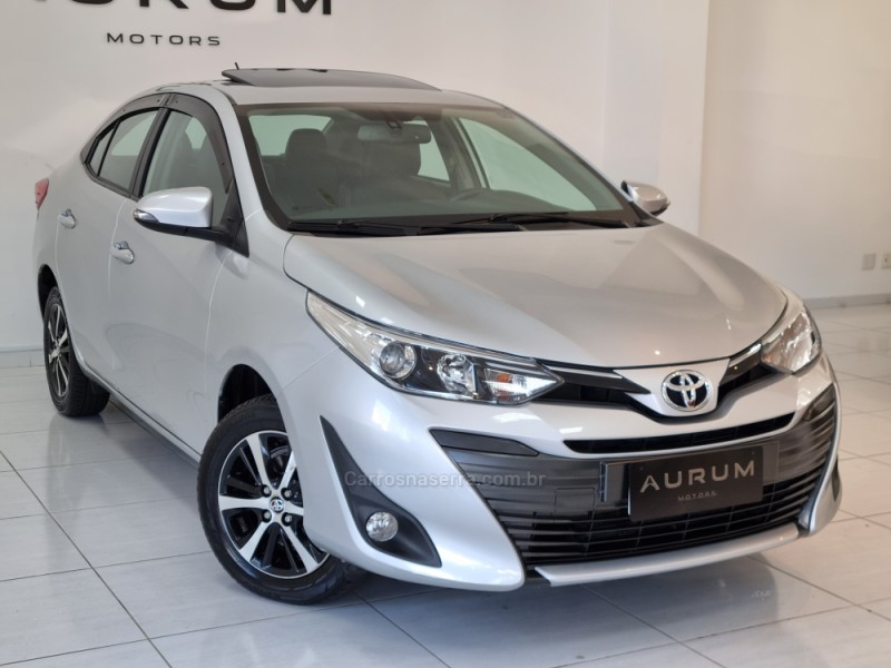 YARIS 1.5 XLS SEDAN 16V FLEX 4P AUTOMÁTICO