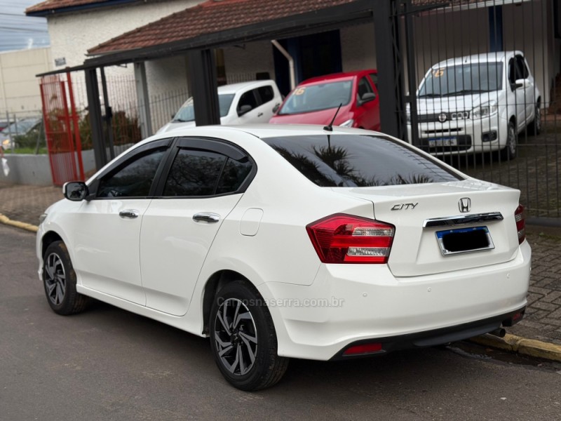 CITY 1.5 DX 16V FLEX 4P MANUAL - 2013 - PAROBé