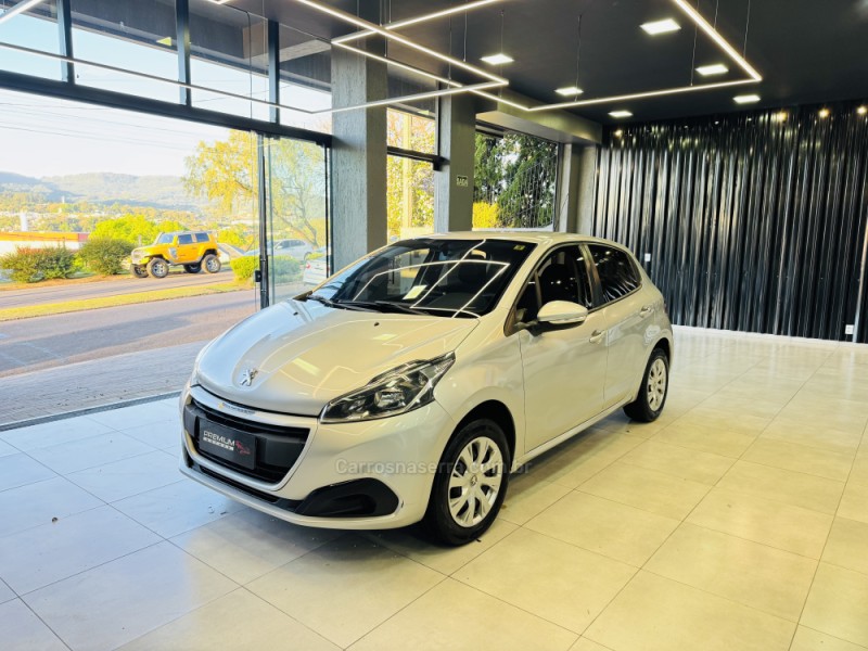 208 1.2 ACTIVE 12V FLEX 4P MANUAL - 2018 - DOIS IRMãOS