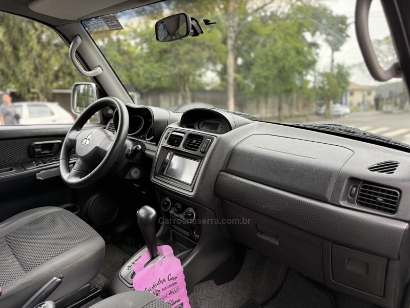 PAJERO TR4 2.0 4X4 16V 140CV FLEX 4P AUTOMÁTICO - 2012 - PAROBé