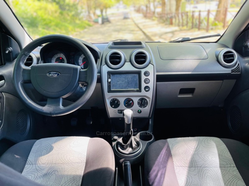 FIESTA 1.6 MPI SEDAN 8V FLEX 4P MANUAL - 2010 - NOVO HAMBURGO