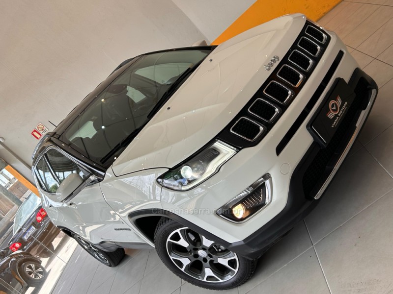 COMPASS 2.0 16V FLEX LIMITED AUTOMÁTICO - 2018 - SAPUCAIA DO SUL