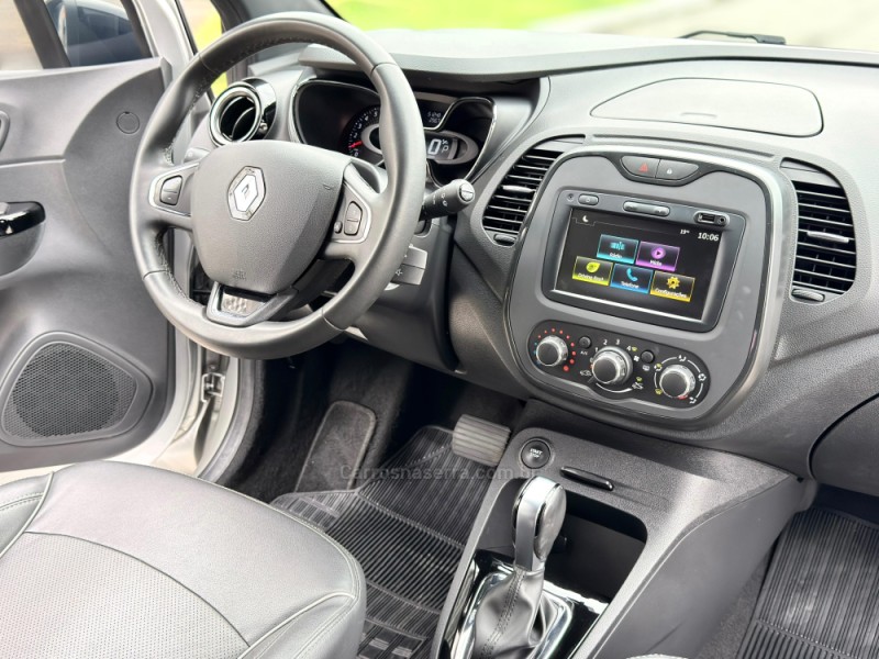 CAPTUR 1.6 LIFE 16V FLEX 4P AUTOMÁTICO - 2021 - NOVO HAMBURGO