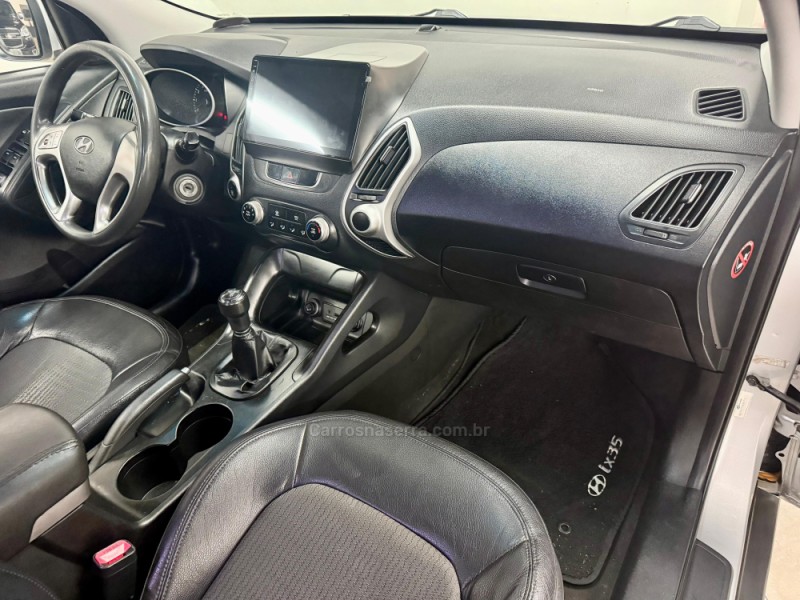 IX35 2.0 MPI 4X2 16V GASOLINA 4P MANUAL - 2011 - CAXIAS DO SUL